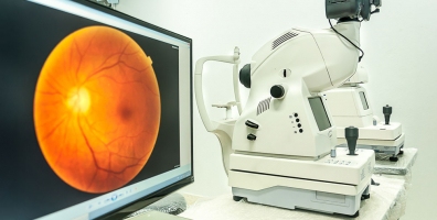 iStock 1216658919 fundus camera