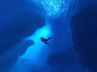 IStock 2176615507 Scubadiver