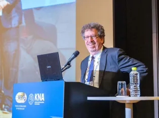WCN2025 Day34 HD 189 Prof Steven Lewis