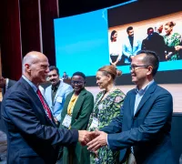 WCN2025 Day1 Web 302