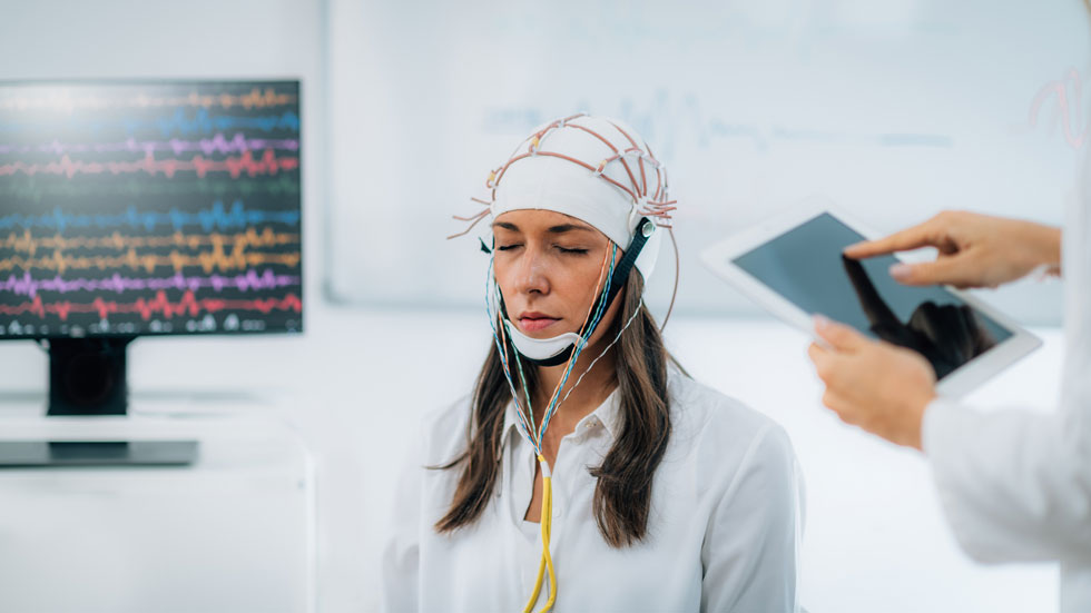 During the past decades, the EEG signal became important as a diagnostic tool for communication with patients suffering from disorders of consciousness.
