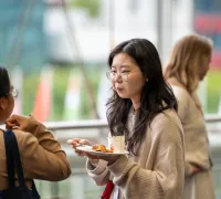 WCN2025 Day34 Web 211